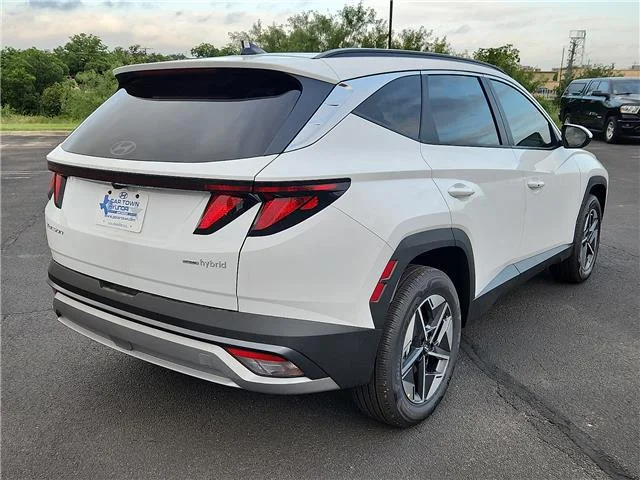 New 2026 Creamy White Pearl Hyundai SEL image 4