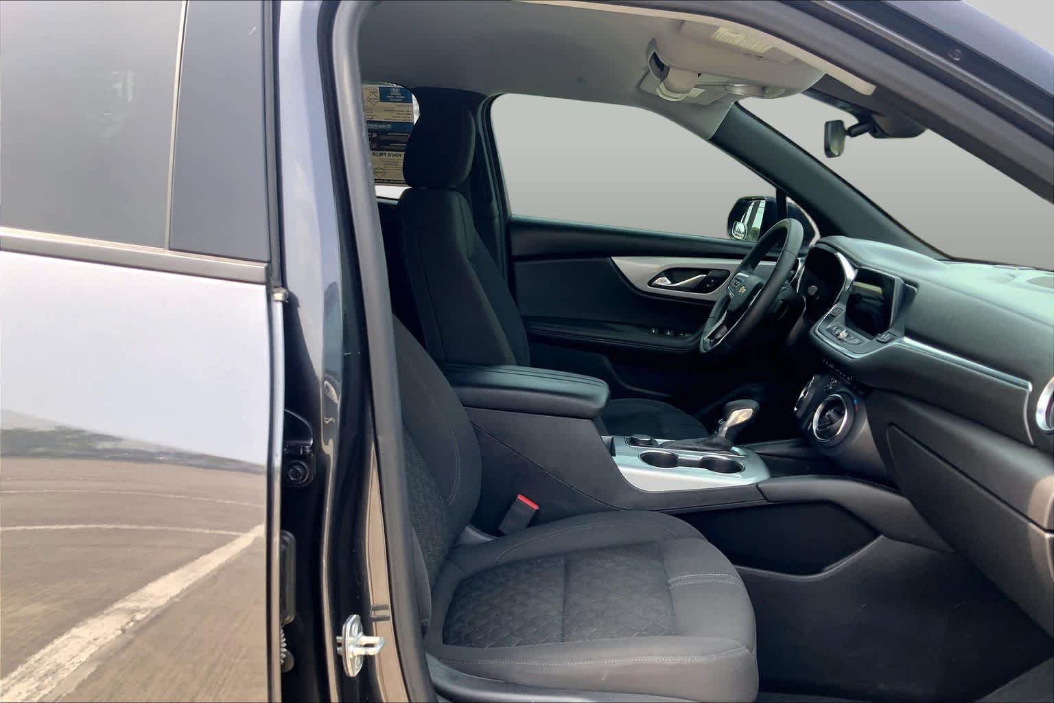 Used 2022 Iron Gray Metallic Chevrolet LT image 9