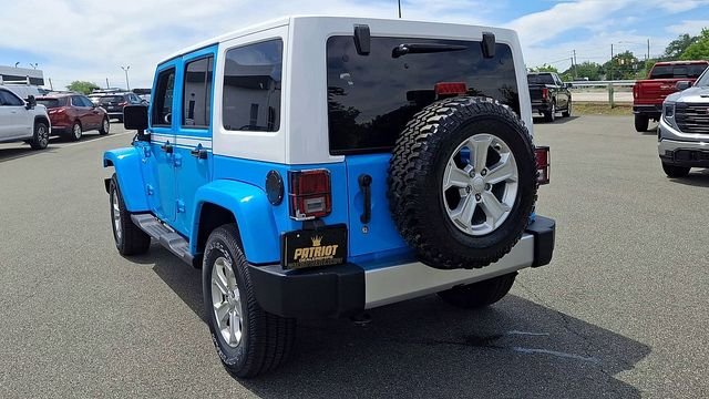 Used 2017  Jeep Unlimited Sahara image 8
