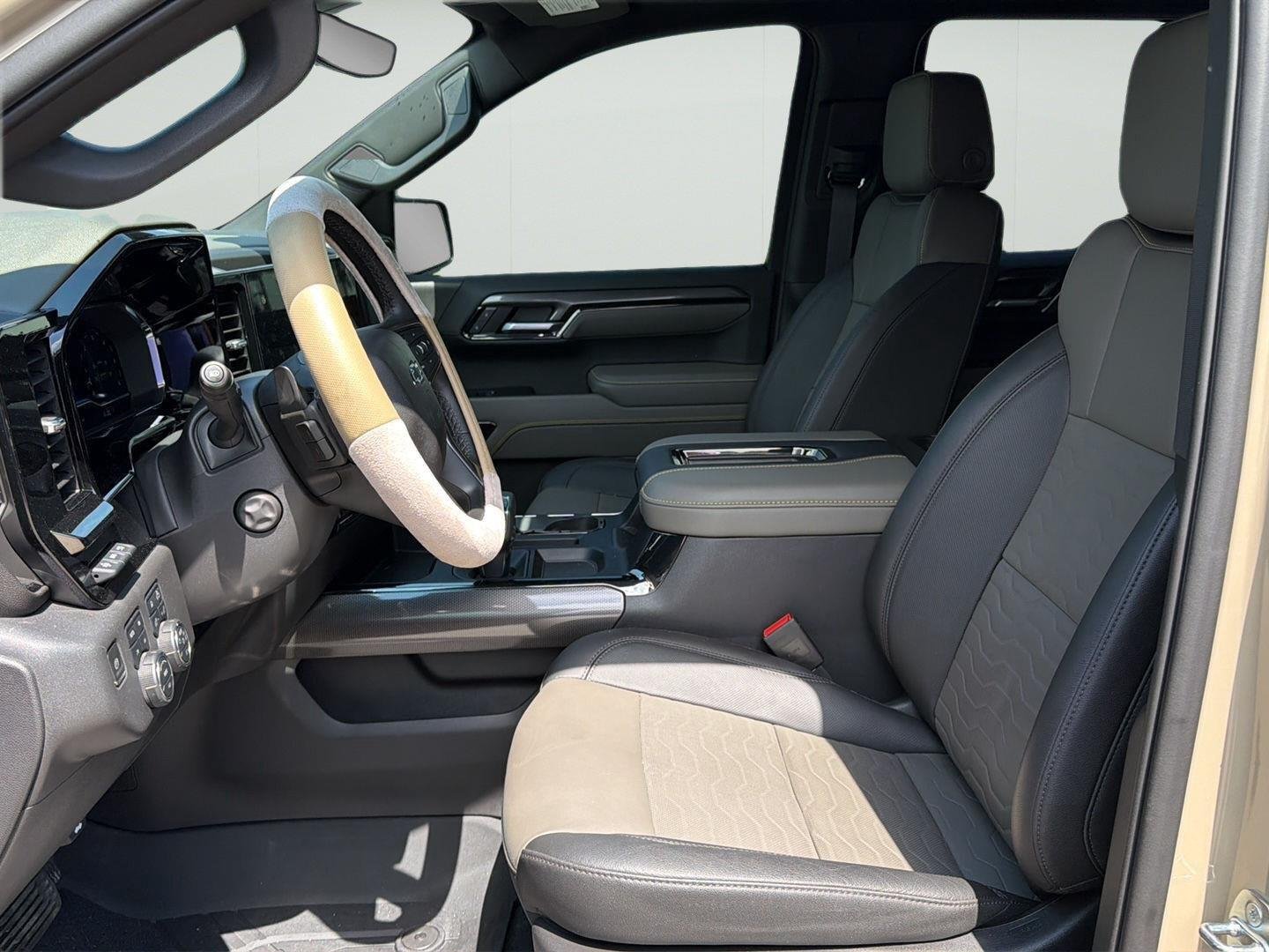 Used 2022 Sand Dune Metallic Chevrolet ZR2 image 9