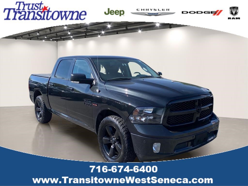 2018 RAM 1500 Big Horn 4x4 Crew Cab 5'7's photo