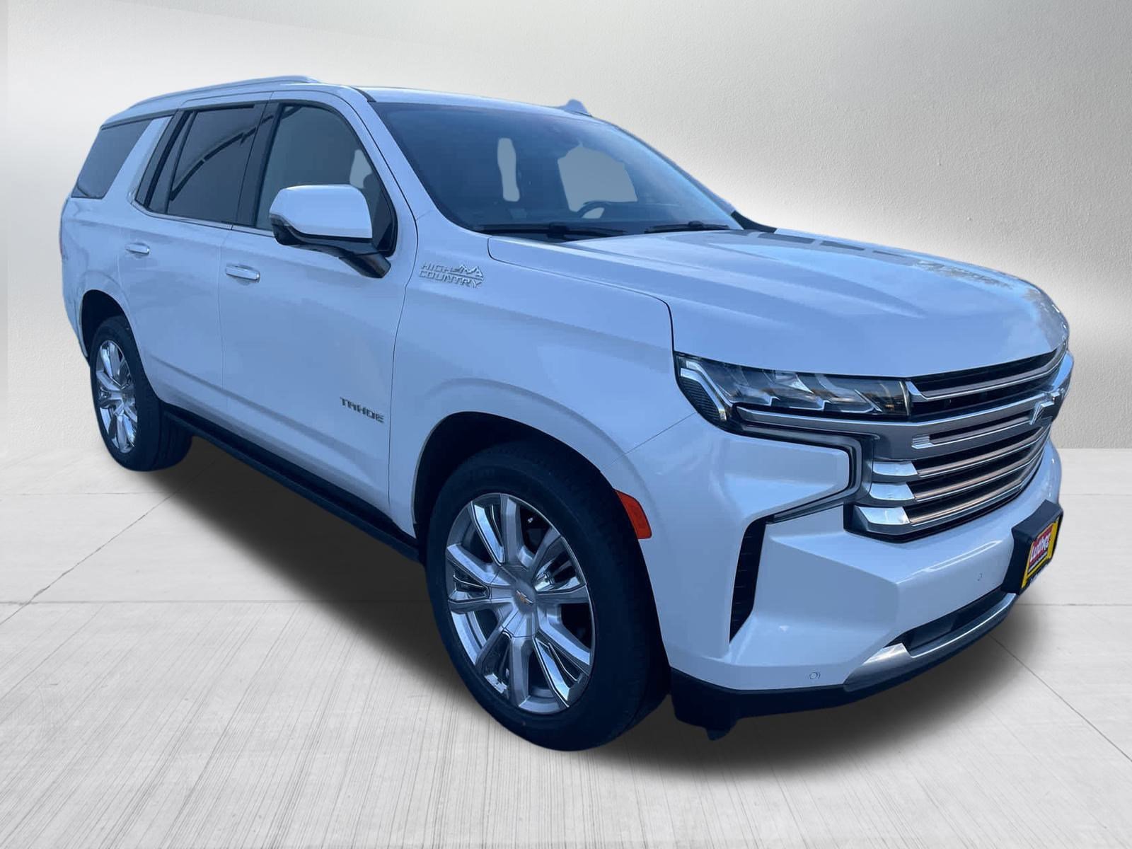 2021 Chevrolet Tahoe High Country photo 2