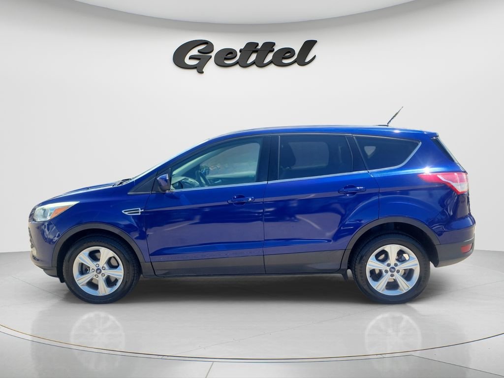 Used 2015 Blue Ford SE image 8