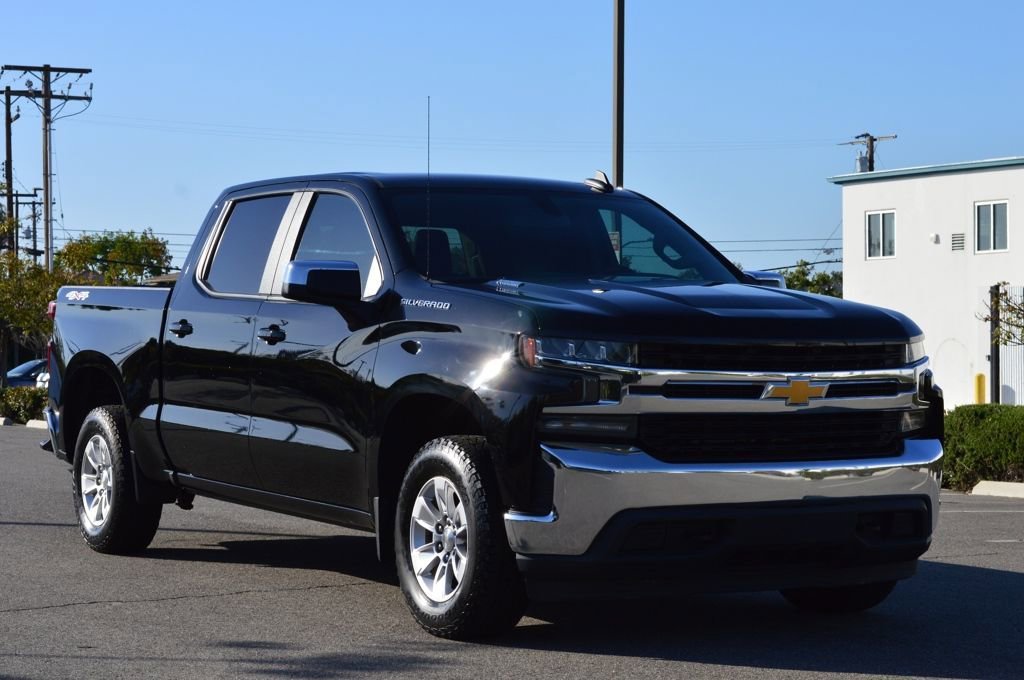 2021 Chevrolet Silverado 1500 LT 4X4 Crew Cab Short Box's photo