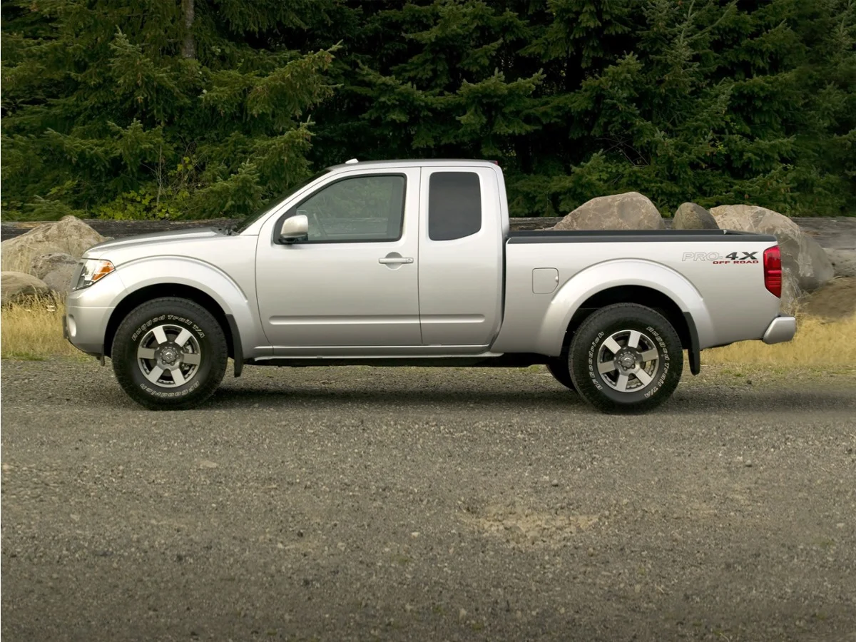 Used 2019 Black Nissan SV image 1