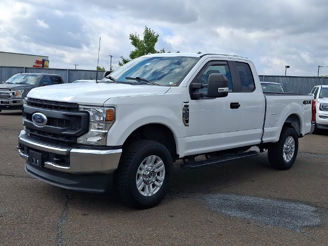 Certified Used 2022 Oxford White Ford XL image 3