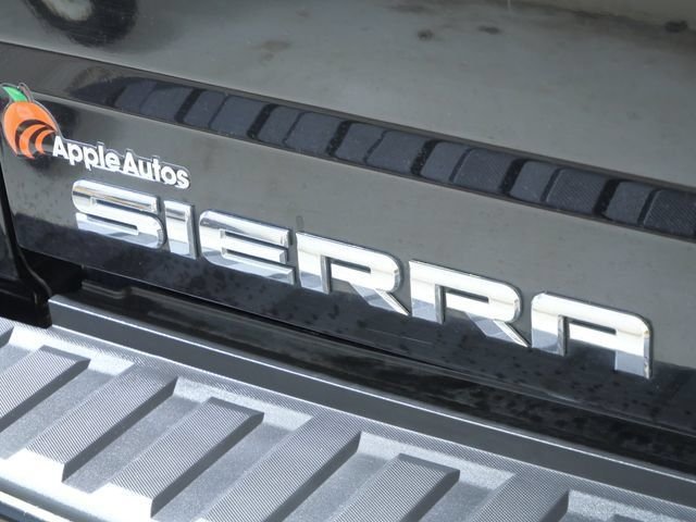 Used 2016 Black GMC SLT image 8