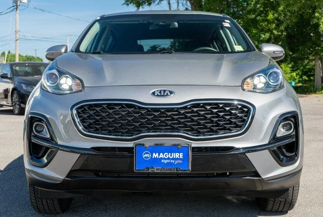 Used 2022 Gray Kia LX image 3