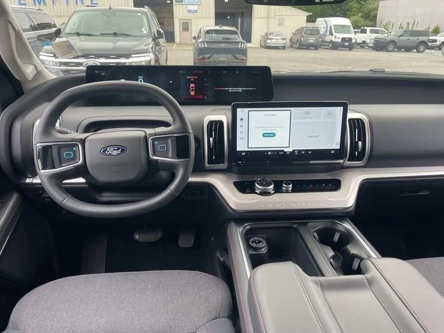 Used 2025 Black Ford Active image 15