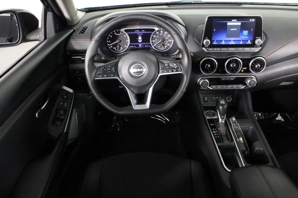 2025 Nissan Sentra SR - Photo 7