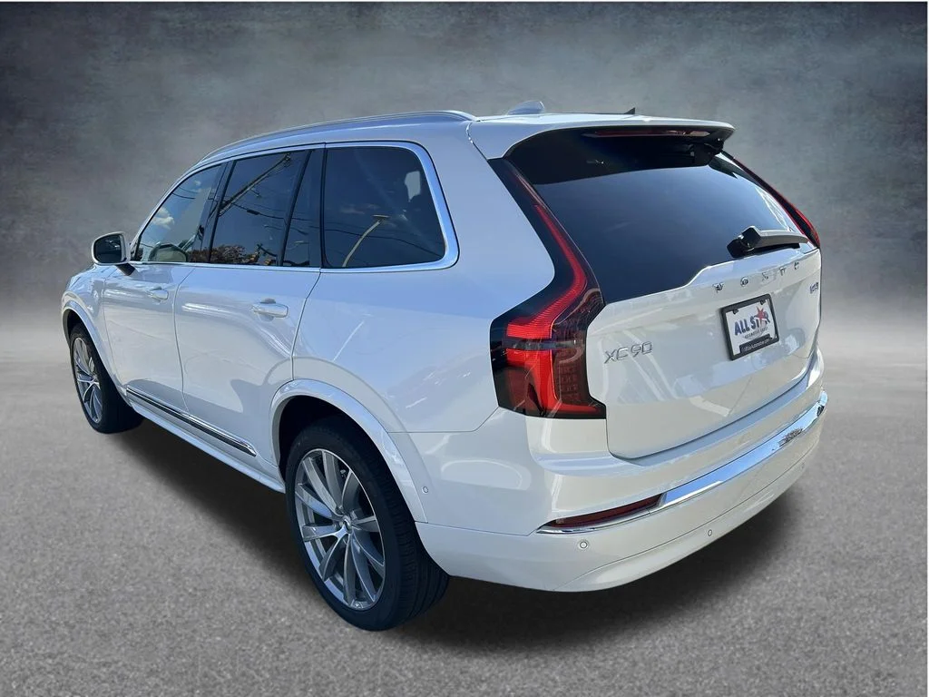 2026 Volvo XC90 Plus - Photo 6