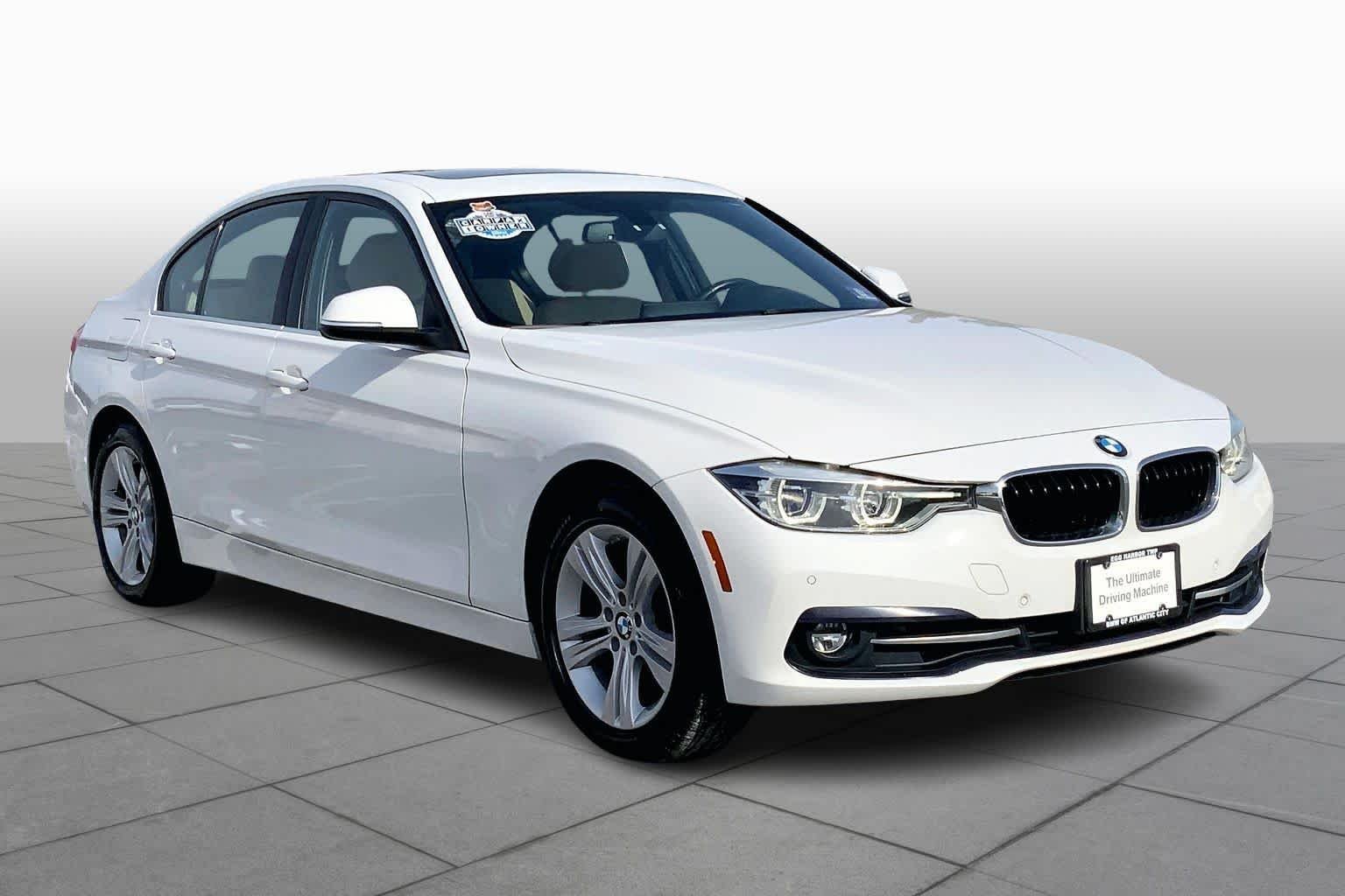 Used 2018 BMW 3 Series 330i with VIN WBA8D9C51JA607522 for sale in Egg Harbor Township, NJ