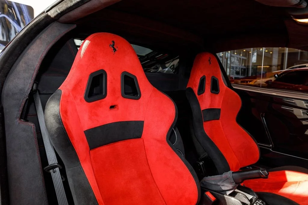 Used 2004 Rosso Scuderia Ferrari  image 11