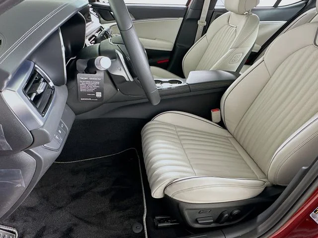 New 2026 Red Genesis 3.3T Sport Prestige image 10