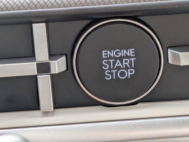 New 2026 Silver Hyundai SEL FWD image 33