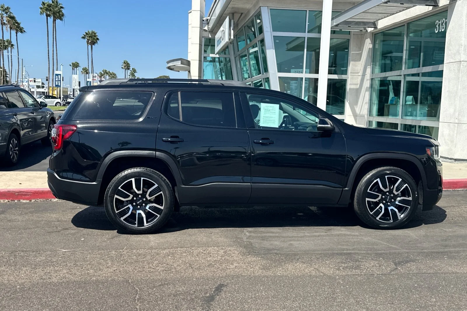 Used 2021 Black GMC SLT image 3