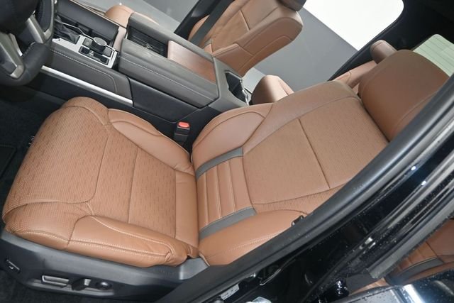 2026 Toyota Tundra 1794 Edition - Photo 10