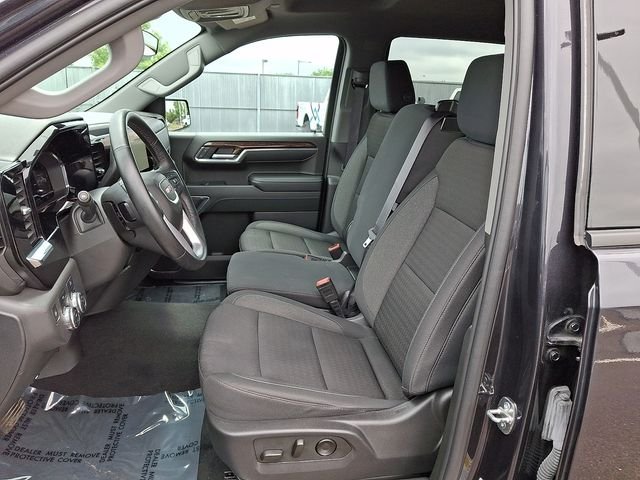 Used 2024 Titanium Rush Metallic GMC Elevation image 12