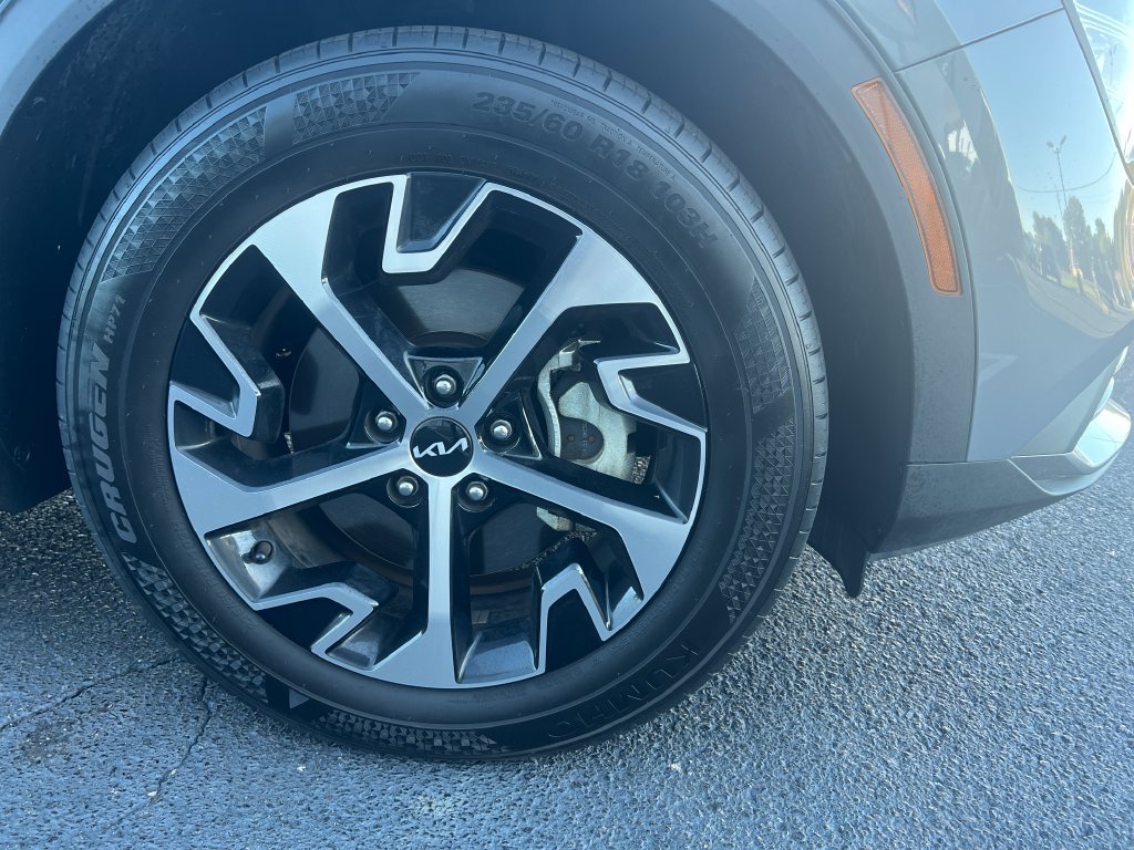 Used 2024 Silver Kia EX image 9