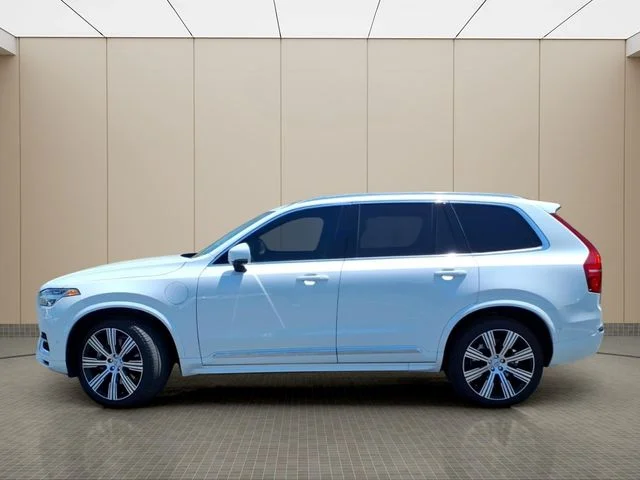 Used 2024 White Volvo T8 Plus Bright Theme 7 Passenger image 16