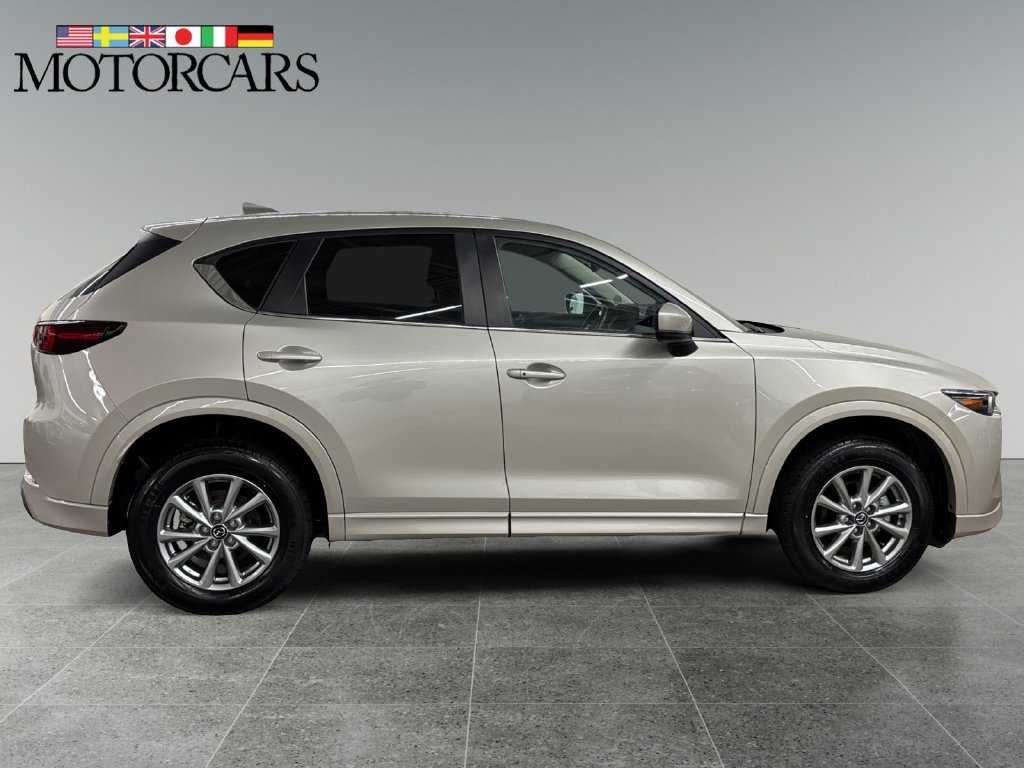 Used 2025 Quartz Metallic Mazda 2.5 S Preferred Package image 2