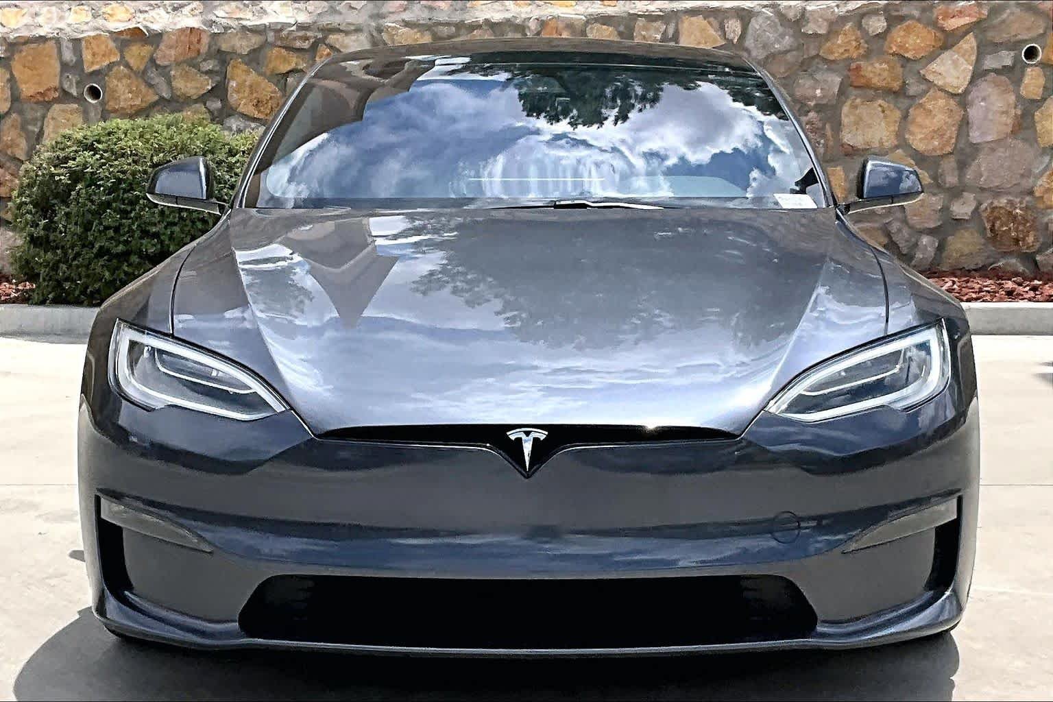 Used 2021 Midnight Silver Metallic Tesla Plaid image 10