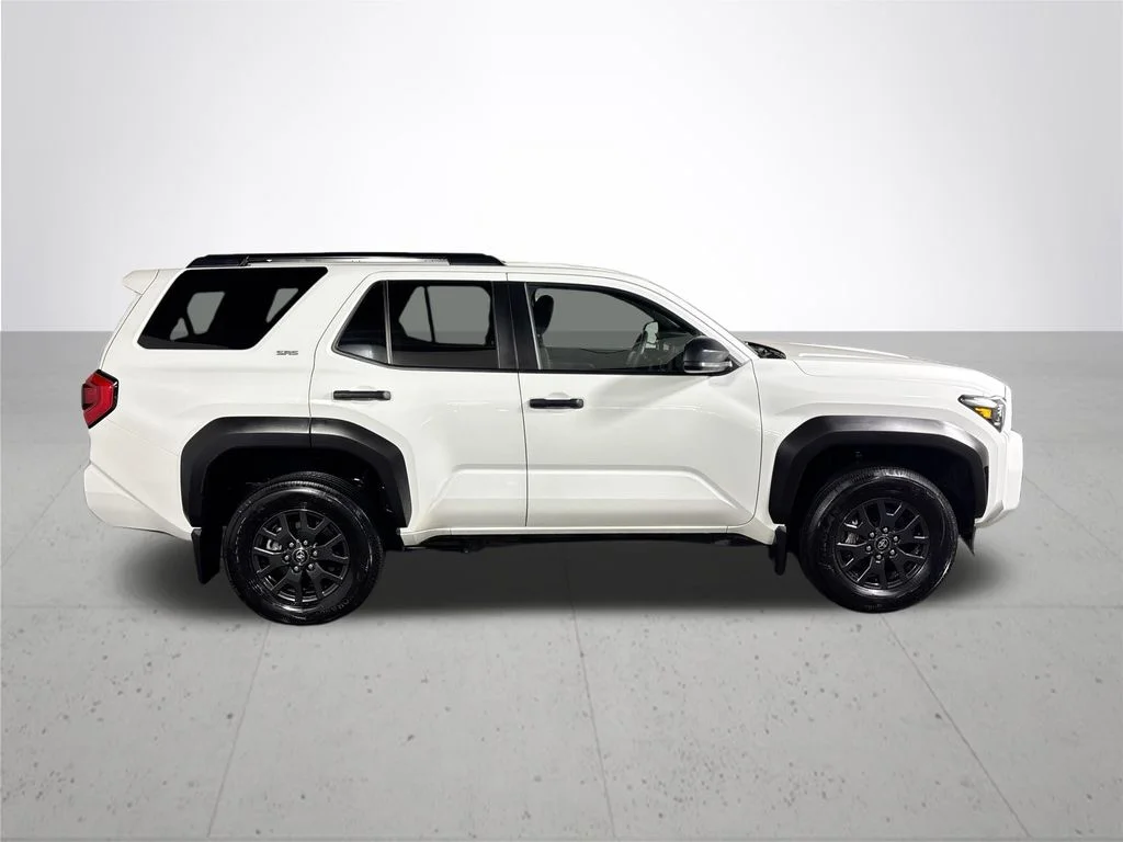 Used 2025 White Toyota SR5 image 5
