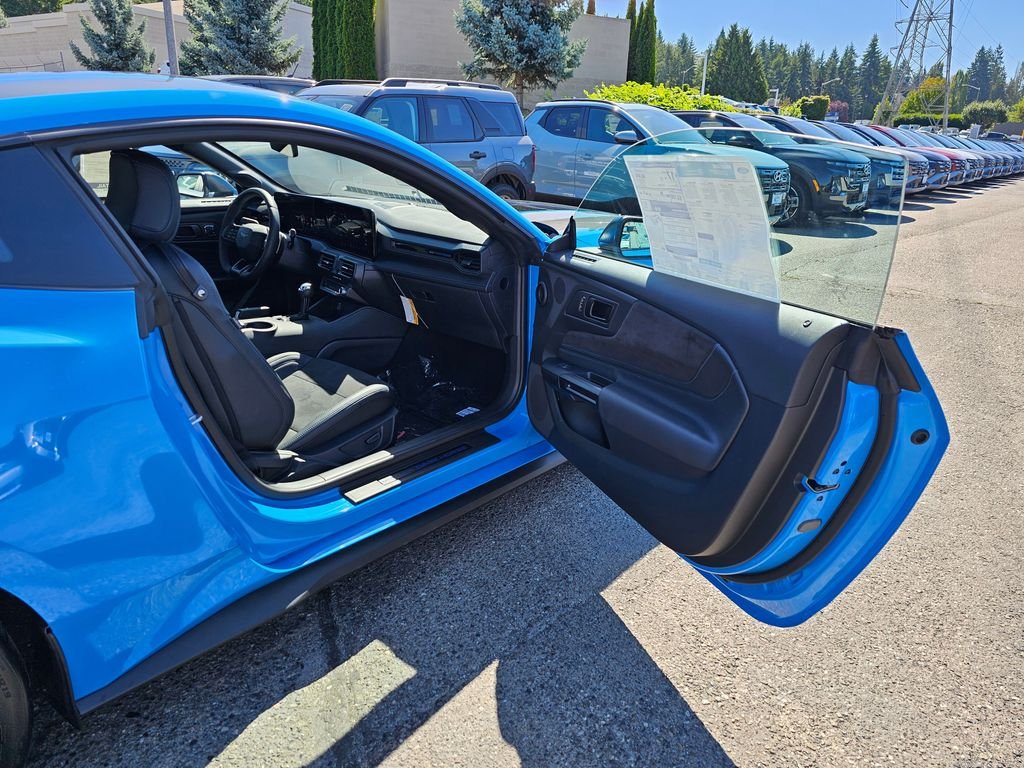 2025 Ford Mustang Dark Horse - Photo 10