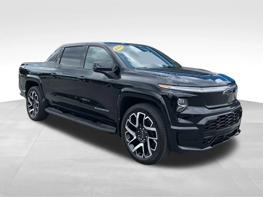 2024 Chevrolet Silverado EV RST's photo