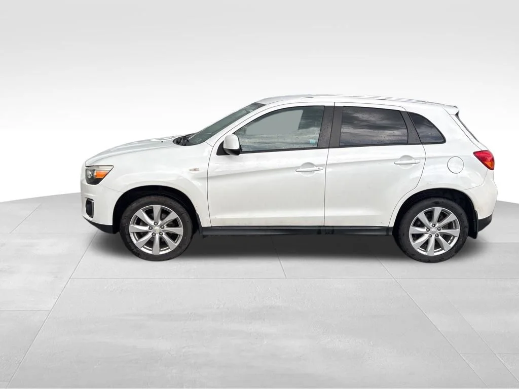 Used 2015 Mitsubishi Outlander Sport ES with VIN 4A4AR3AW1FE056581 for sale in North Huntingdon, PA