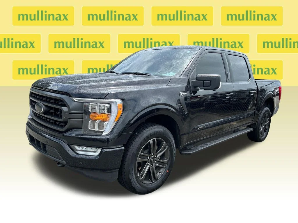 Certified Used 2022 Black Ford XLT image 6