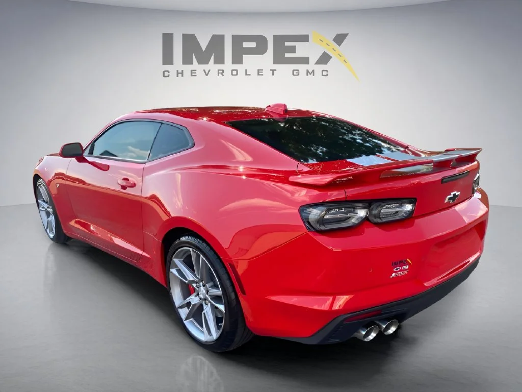 Used 2022 Red Chevrolet SS image 26