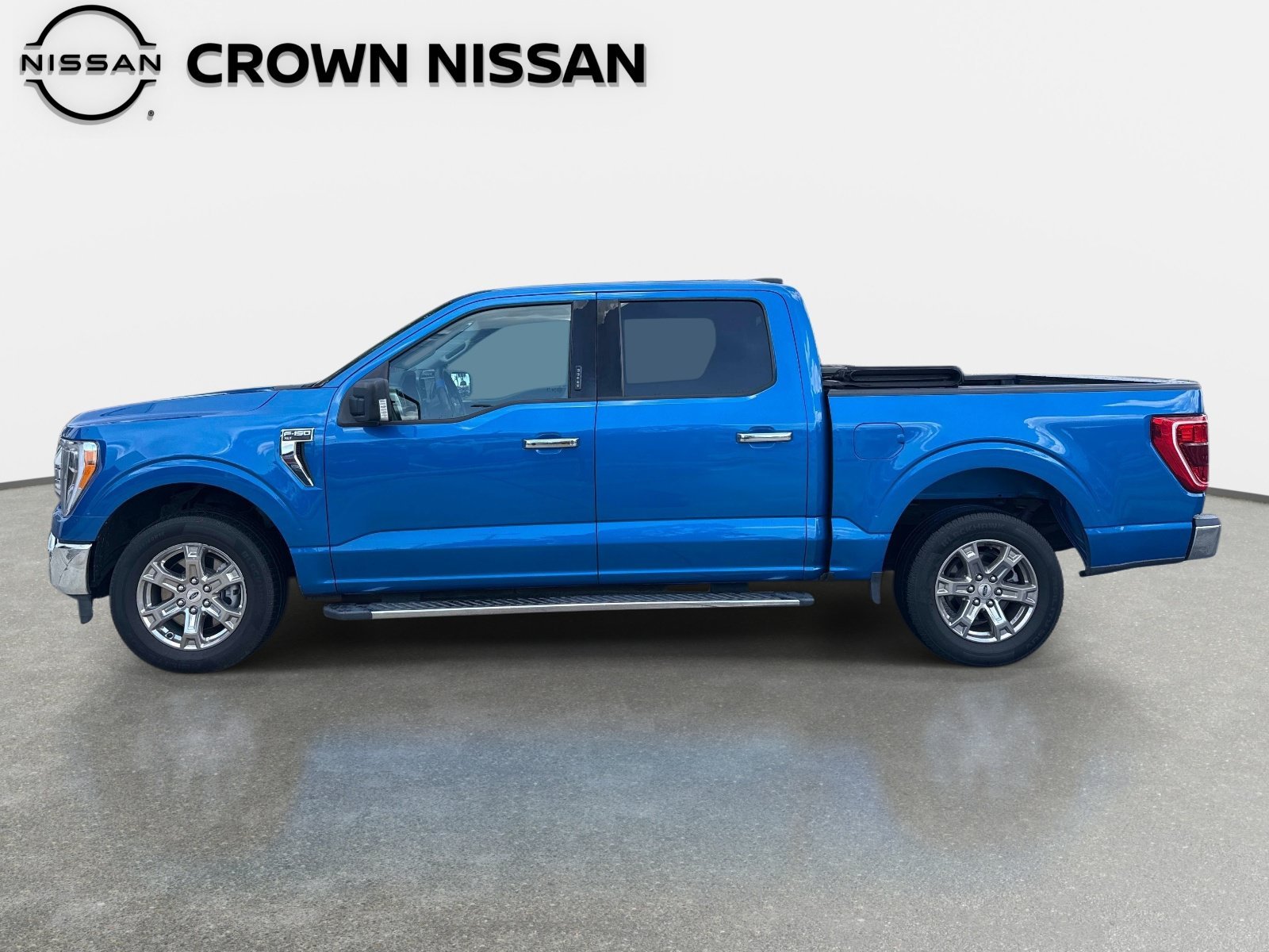 Used 2021 -Select- Ford XL image 3