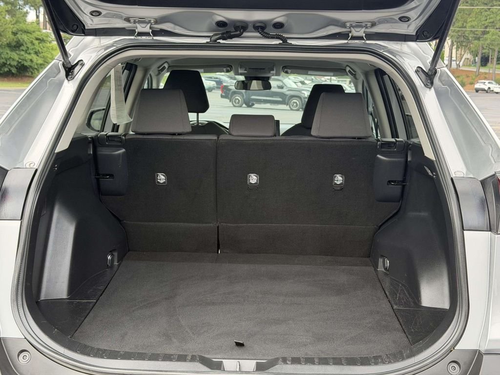 Used 2021 Silver Toyota XLE image 14