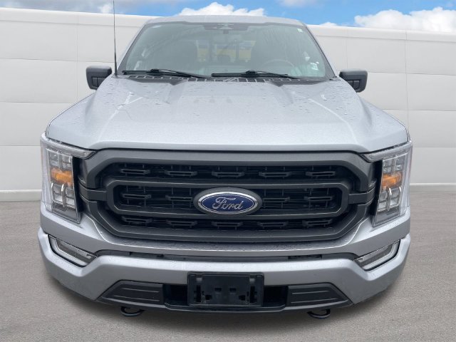 Used 2023 Silver Ford XLT image 12