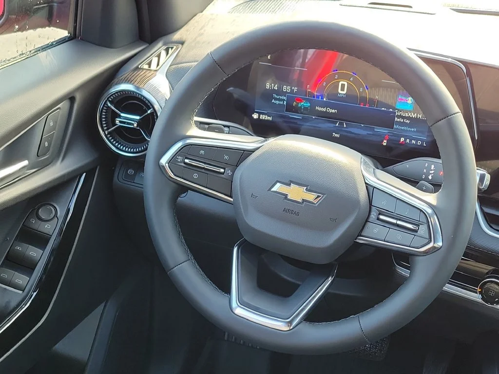 2027 Chevrolet Equinox LT - Photo 20
