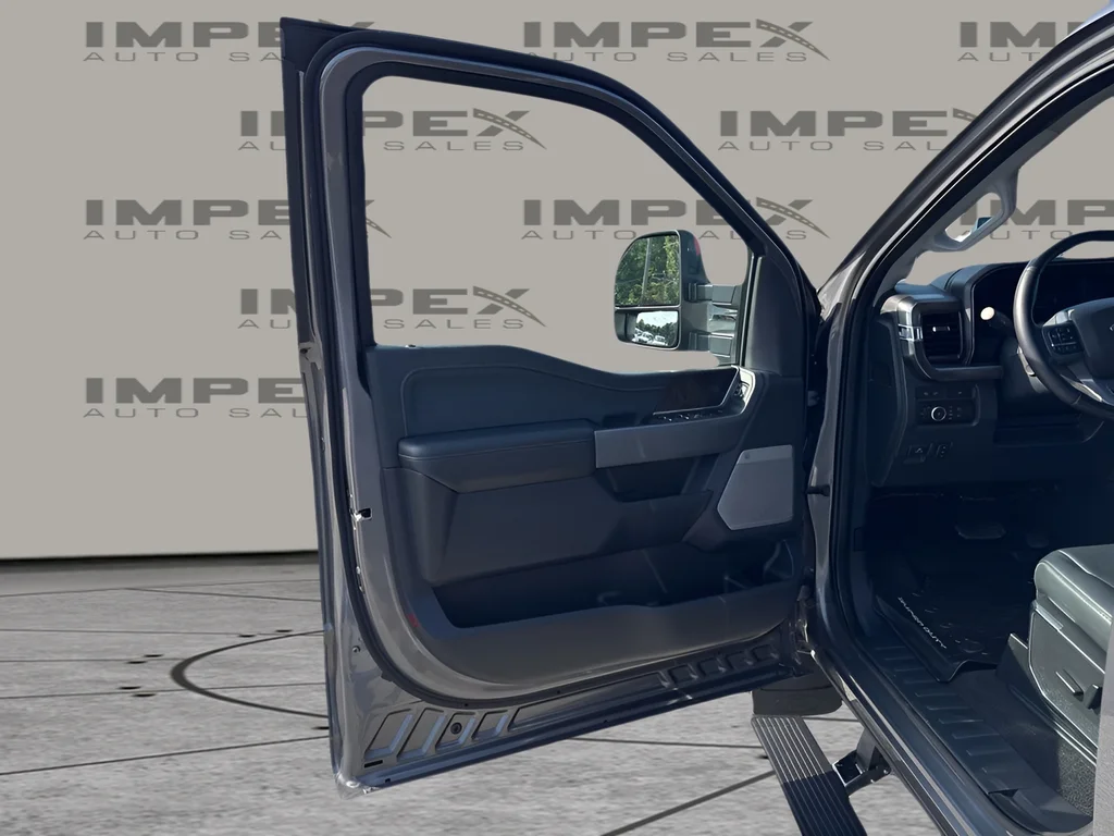 Used 2024 Gray Ford Lariat image 25