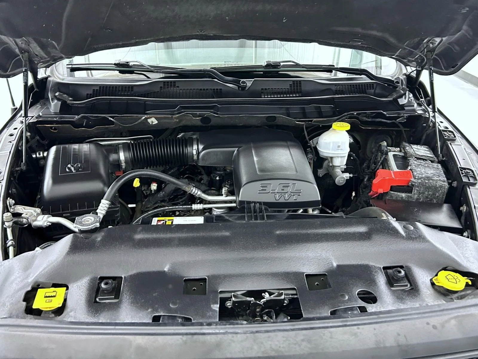 Used 2020 Gray Ram Warlock image 24
