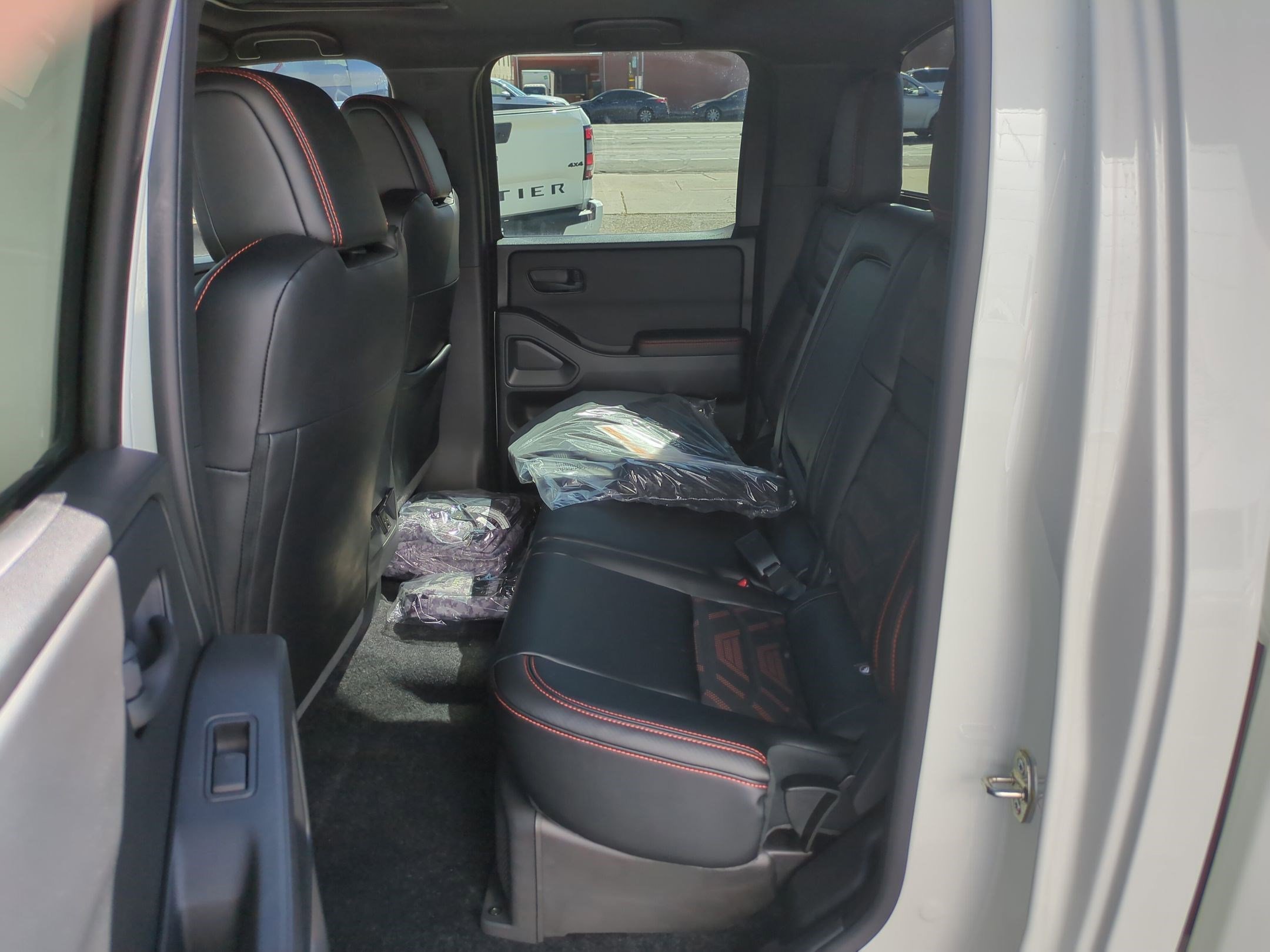 2026 Nissan Frontier PRO-4X - Photo 15