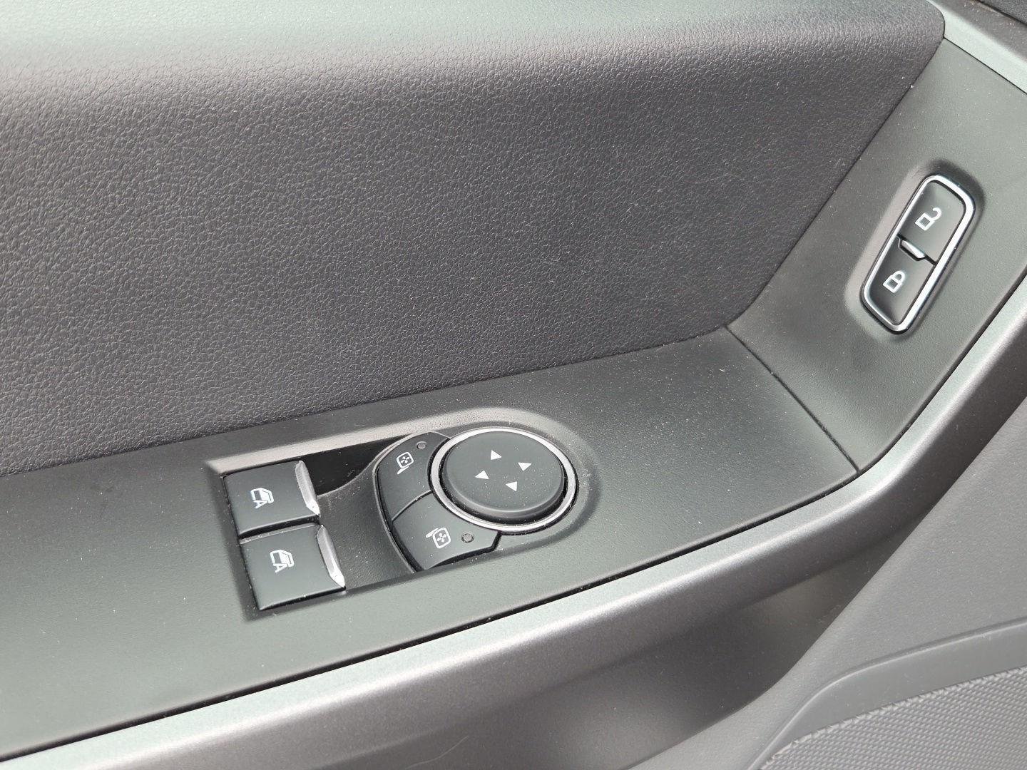 Used 2025 Oxford White Ford XLT image 20