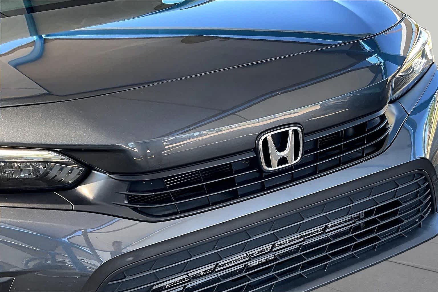 Certified Used 2022 Meteorite Gray Metallic Honda EX image 29
