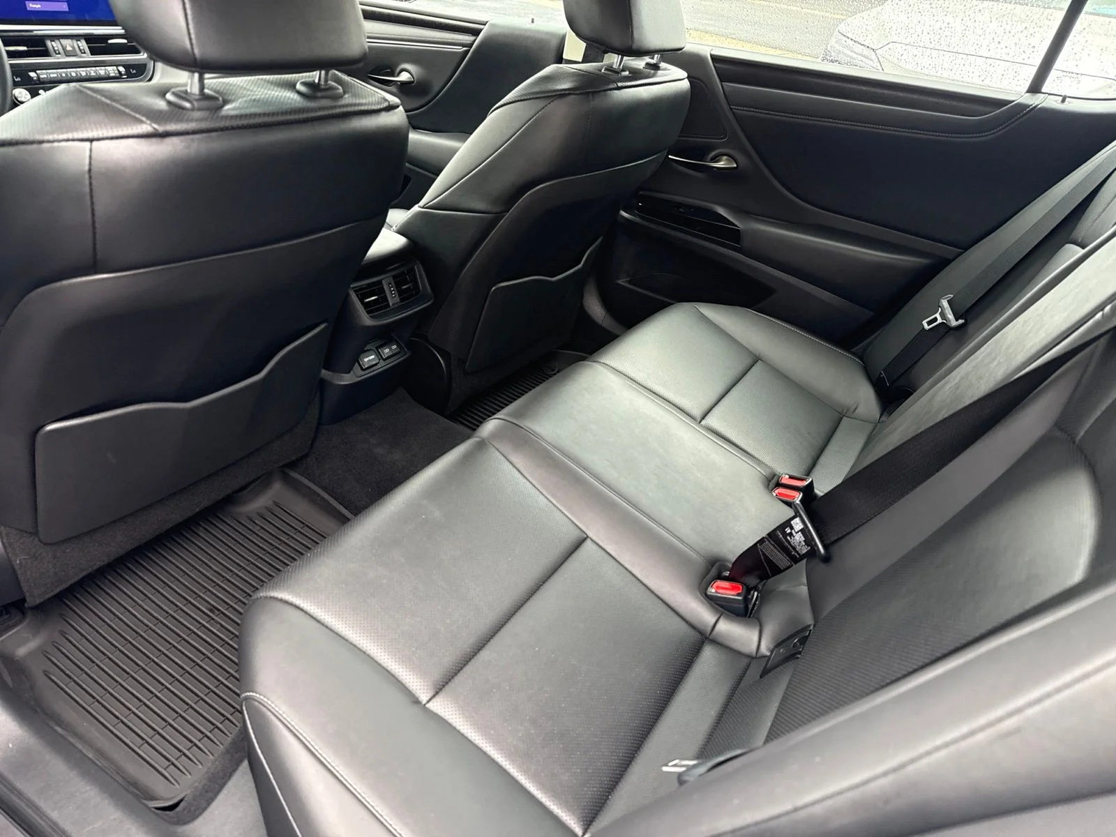 Used 2025 Silver Lexus 350 image 6