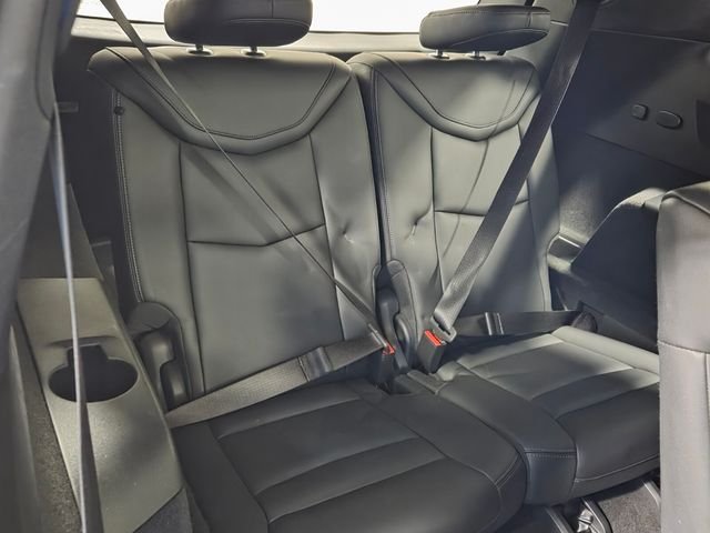 Used 2023 White Cadillac Luxury image 17
