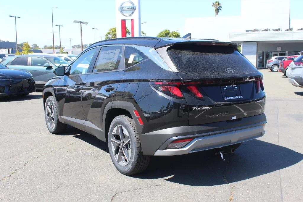 New 2026 Gray Hyundai SEL image 9
