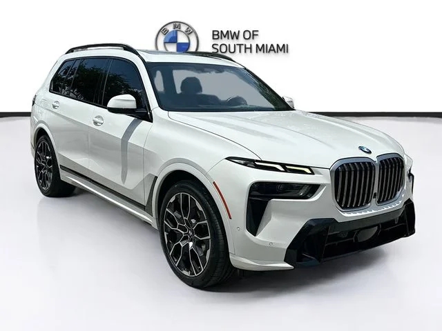 2023 BMW X7 xDrive40i's photo