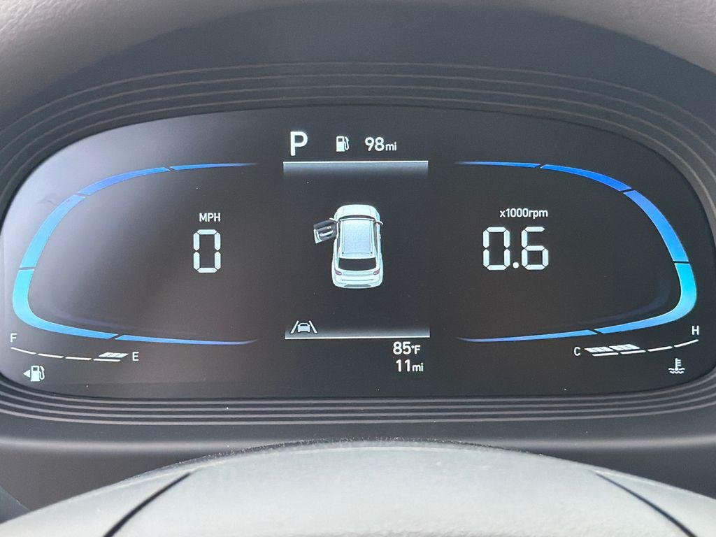 New 2026 White Hyundai SE image 26