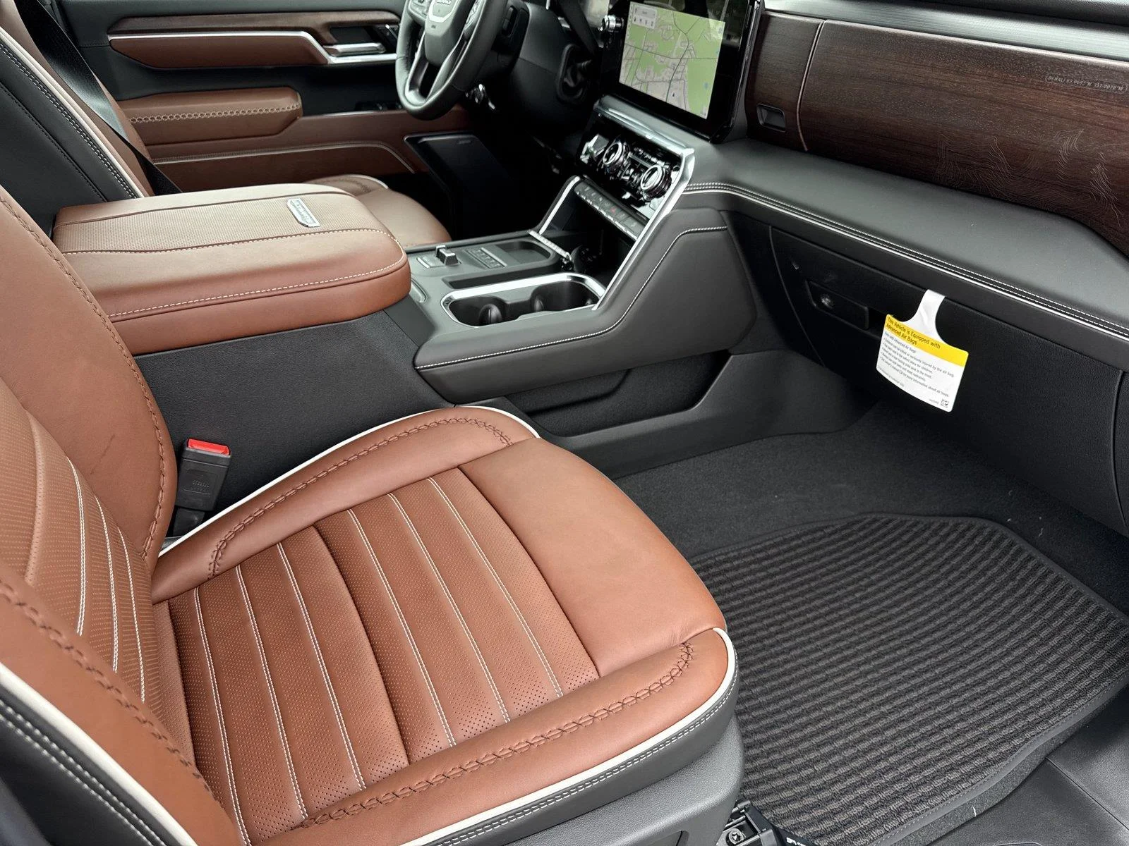 New 2026 Glacier White Tricoat GMC Denali Ultimate image 36