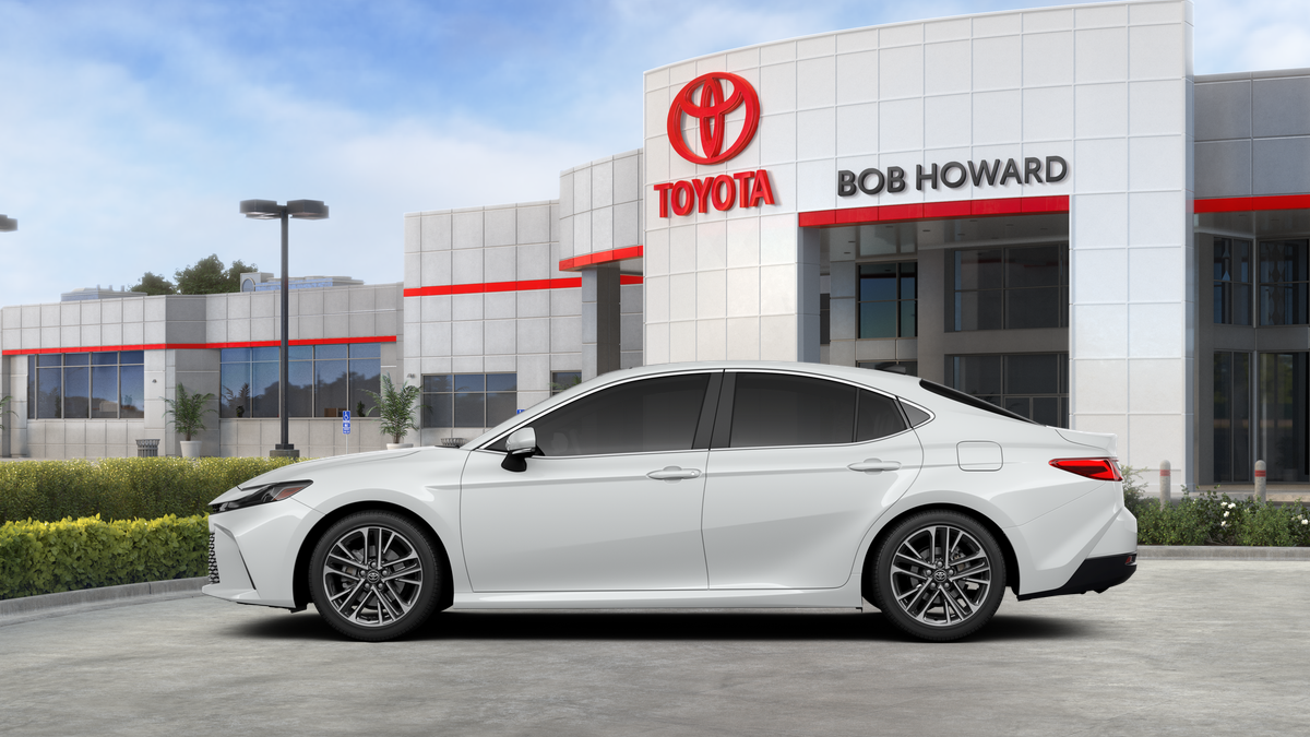 New 2026 Wind Chill Pearl Toyota XLE image 4