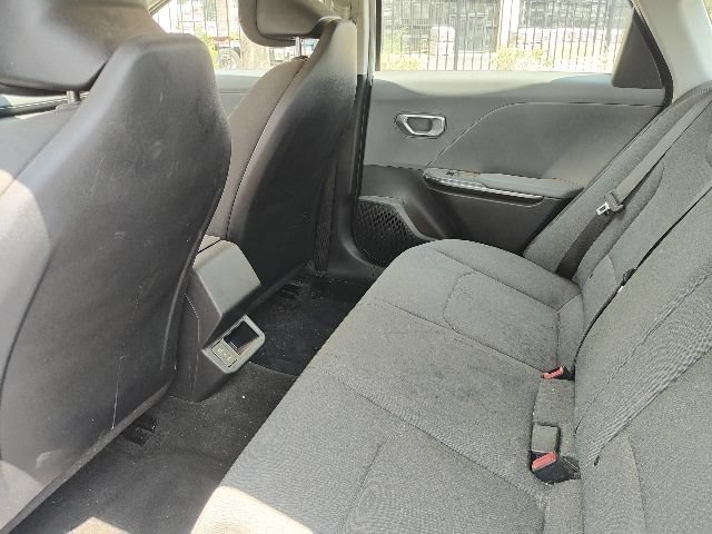 Certified Used 2025 Morning Haze Kia LXS image 20