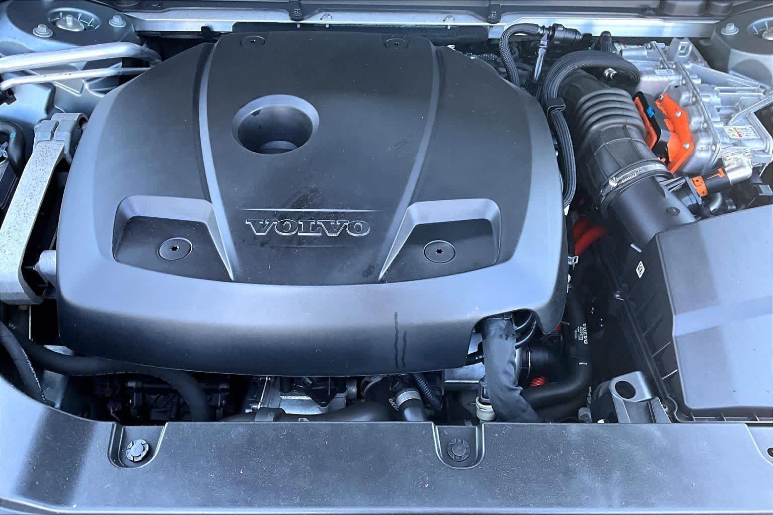 Used 2019 Osmium Grey Metallic Volvo Inscription image 32